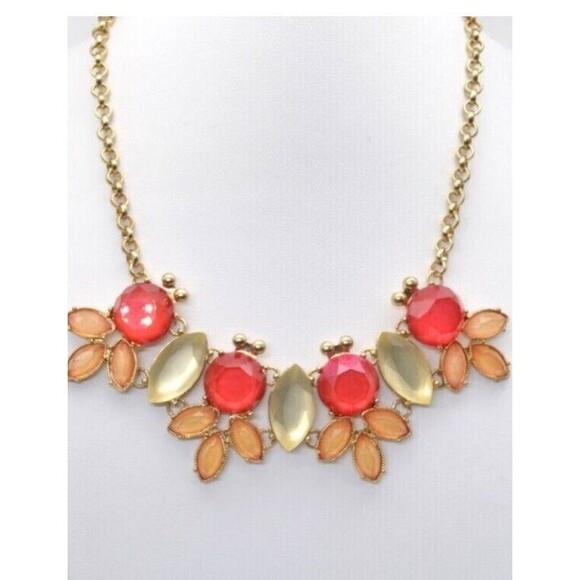 Traci Lynn Fashion Jewelry Fuschia Necklace Goldtone Adjustable Chain - Picture 3 of 5